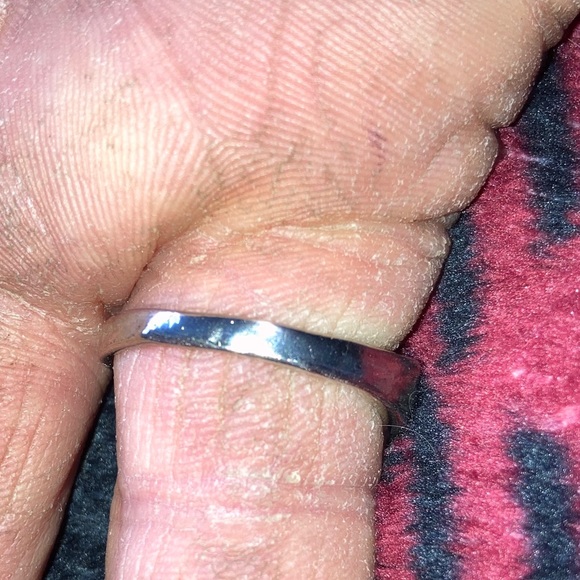 Vintage-Style Punk Skeleton Hand Wrap Around Emo Silver Alloy Ring Size 11.75 - Picture 5 of 16